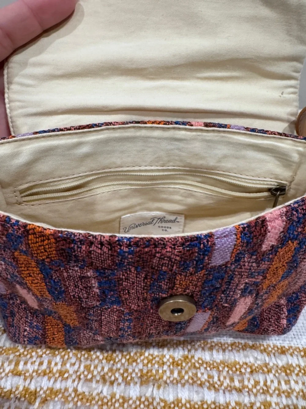 Universal Thread Maroon Orange Blue Pink Jacquard Envelope‎ Crossbody Bag